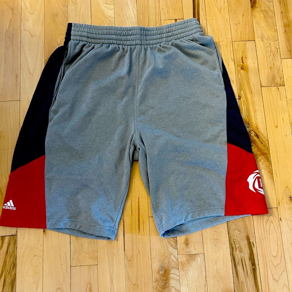 Adidas Basketball Shorts - Derick Rose